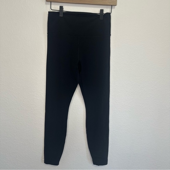 All in Motion Ultra High Rise Black Leggings – Size Medium - Picture 1 of 5